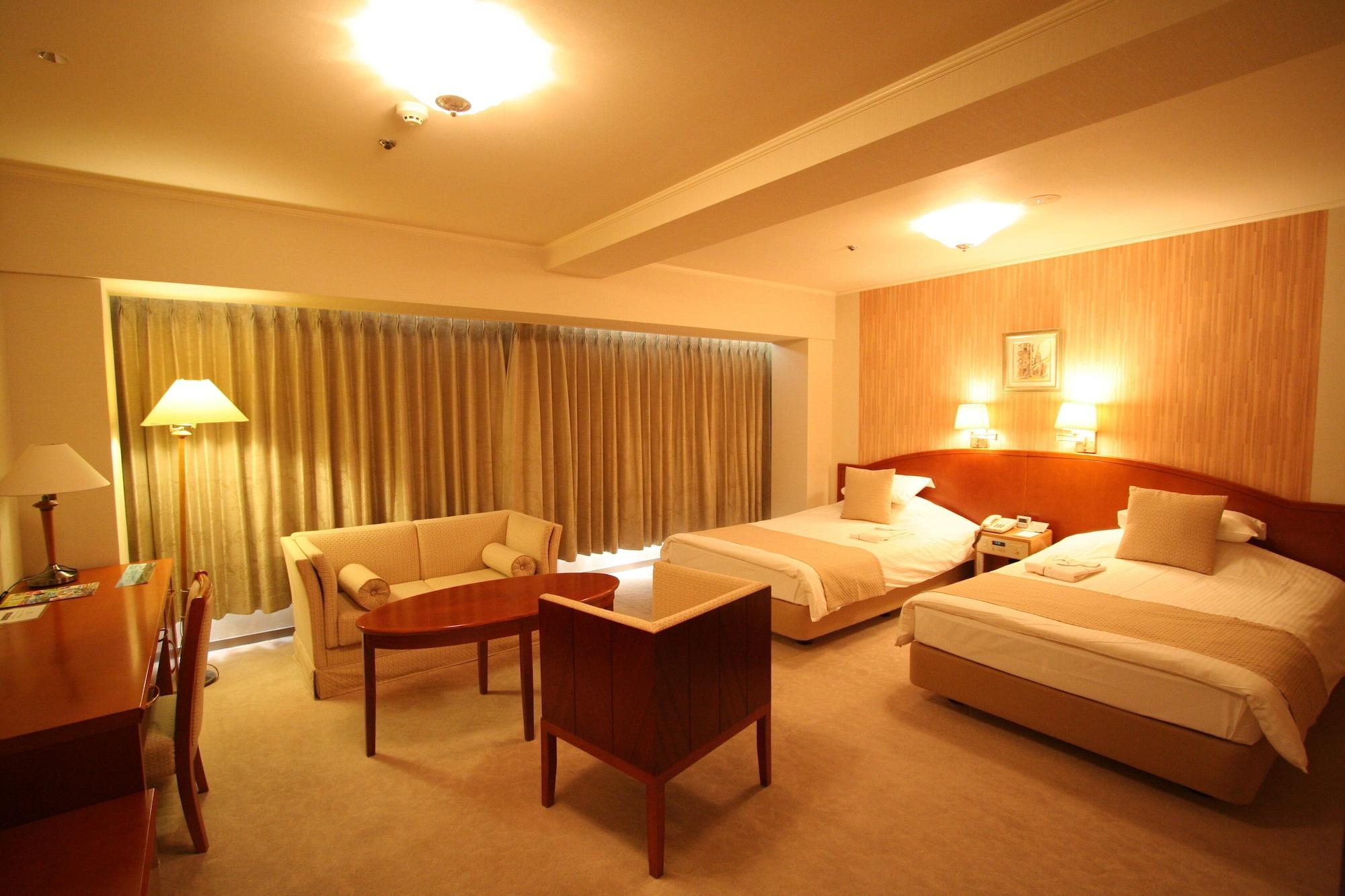 Okayama Plaza Hotel Exterior foto