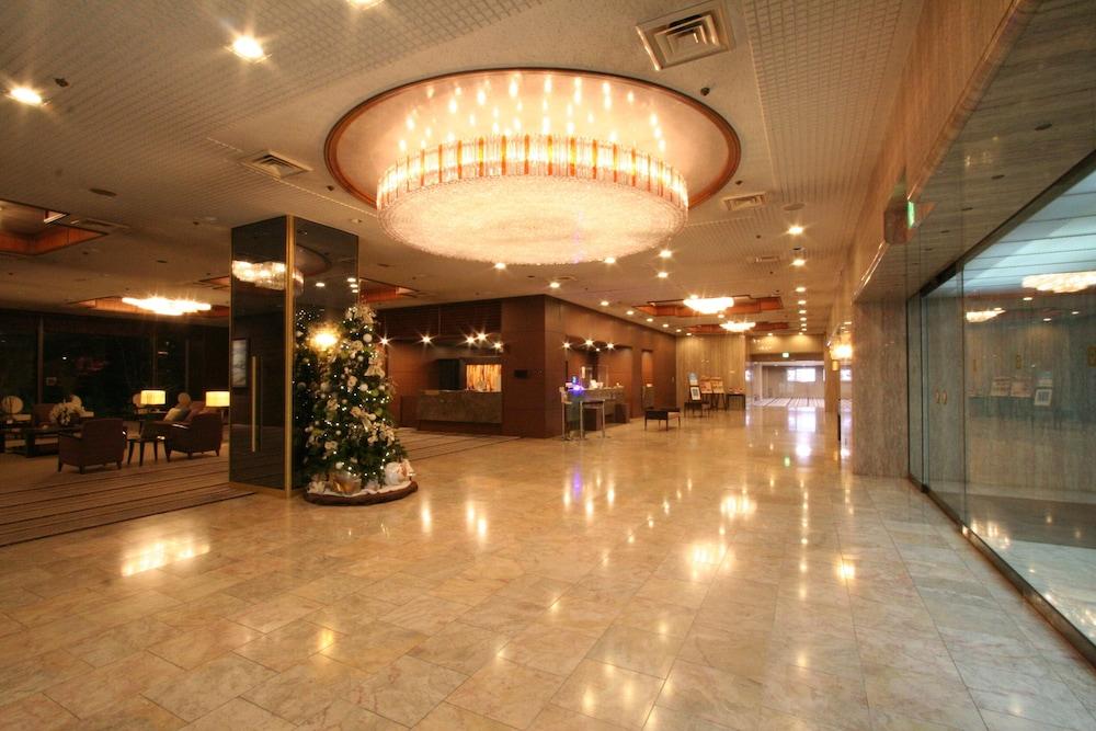 Okayama Plaza Hotel Exterior foto