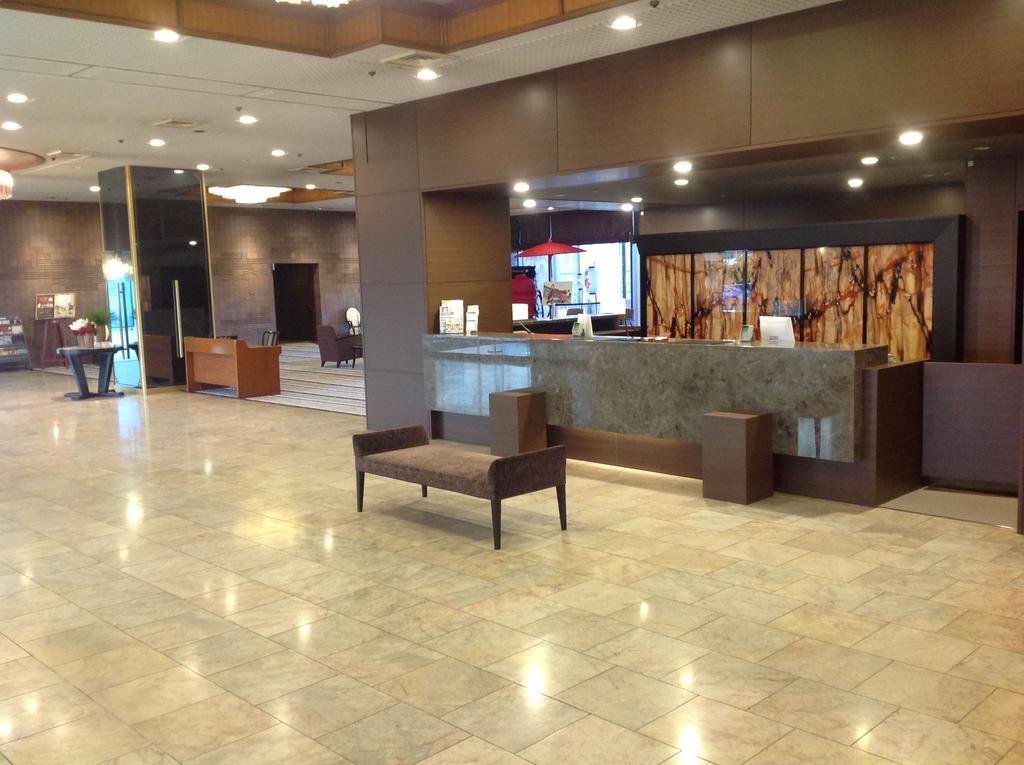 Okayama Plaza Hotel Exterior foto