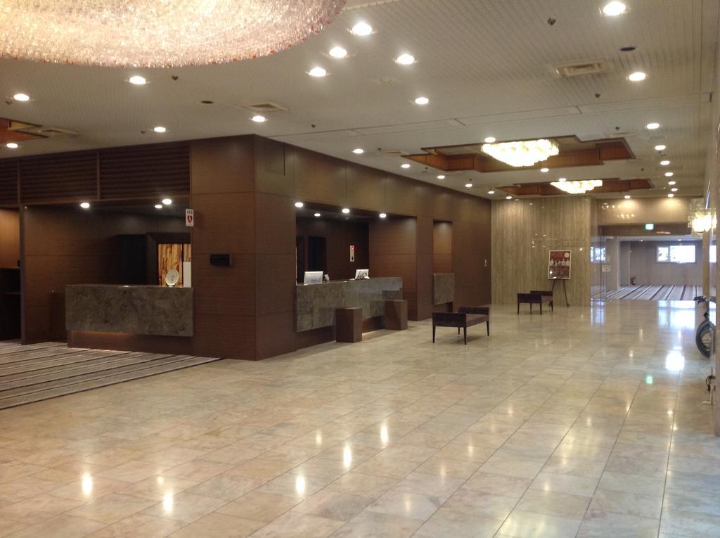 Okayama Plaza Hotel Exterior foto